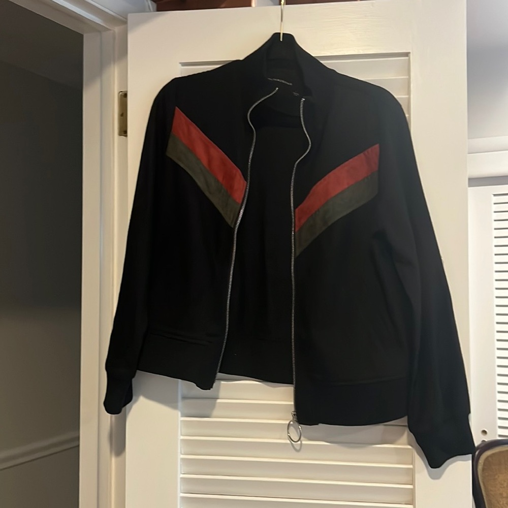 Olivaceous retro jacket with suede accent